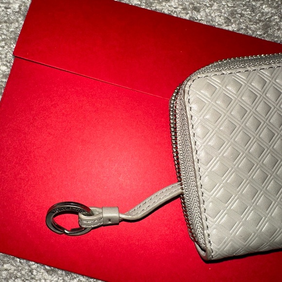 Tory Burch Coin Purse Wallet. Great Condition. - Picture 5 of 5
